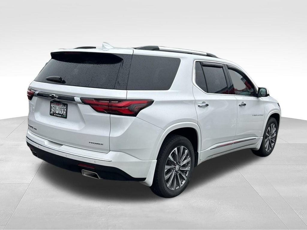 Certified 2022 Chevrolet Traverse Premier w/ LPO, Floor Liner Package AWD/4WD image 34