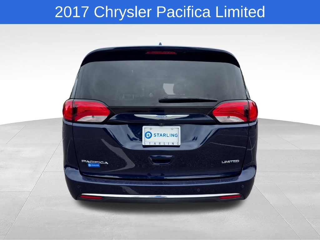 Used 2017 Chrysler Pacifica Limited FWD image 8