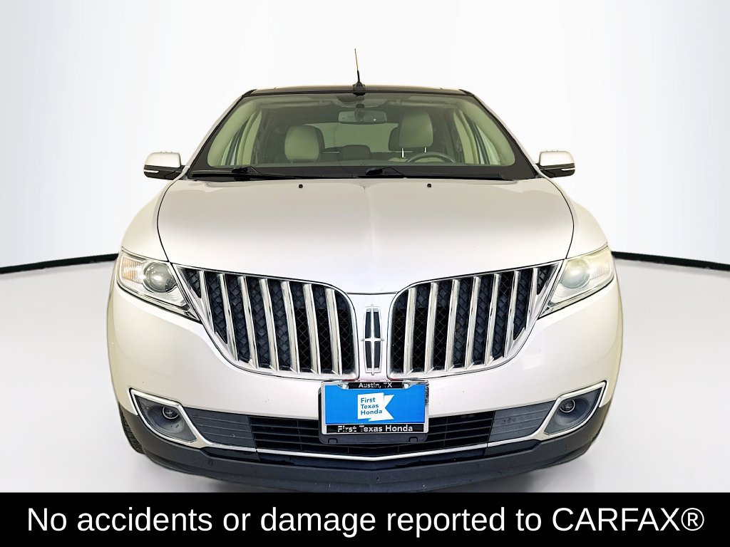 Used 2015 Lincoln MKX FWD w/ Equipment Group 102A image 2