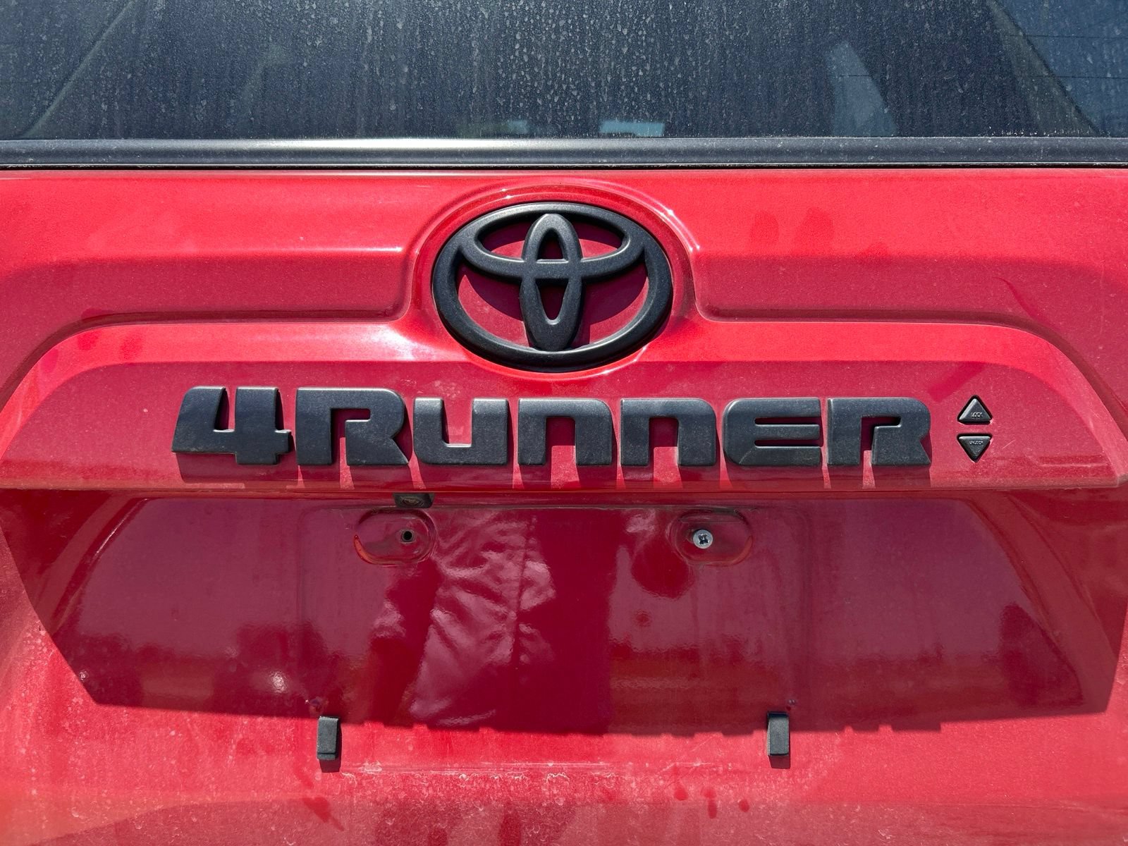 Used 2022 Toyota 4Runner SR5 Premium w/ Moonroof Package RWD image 9