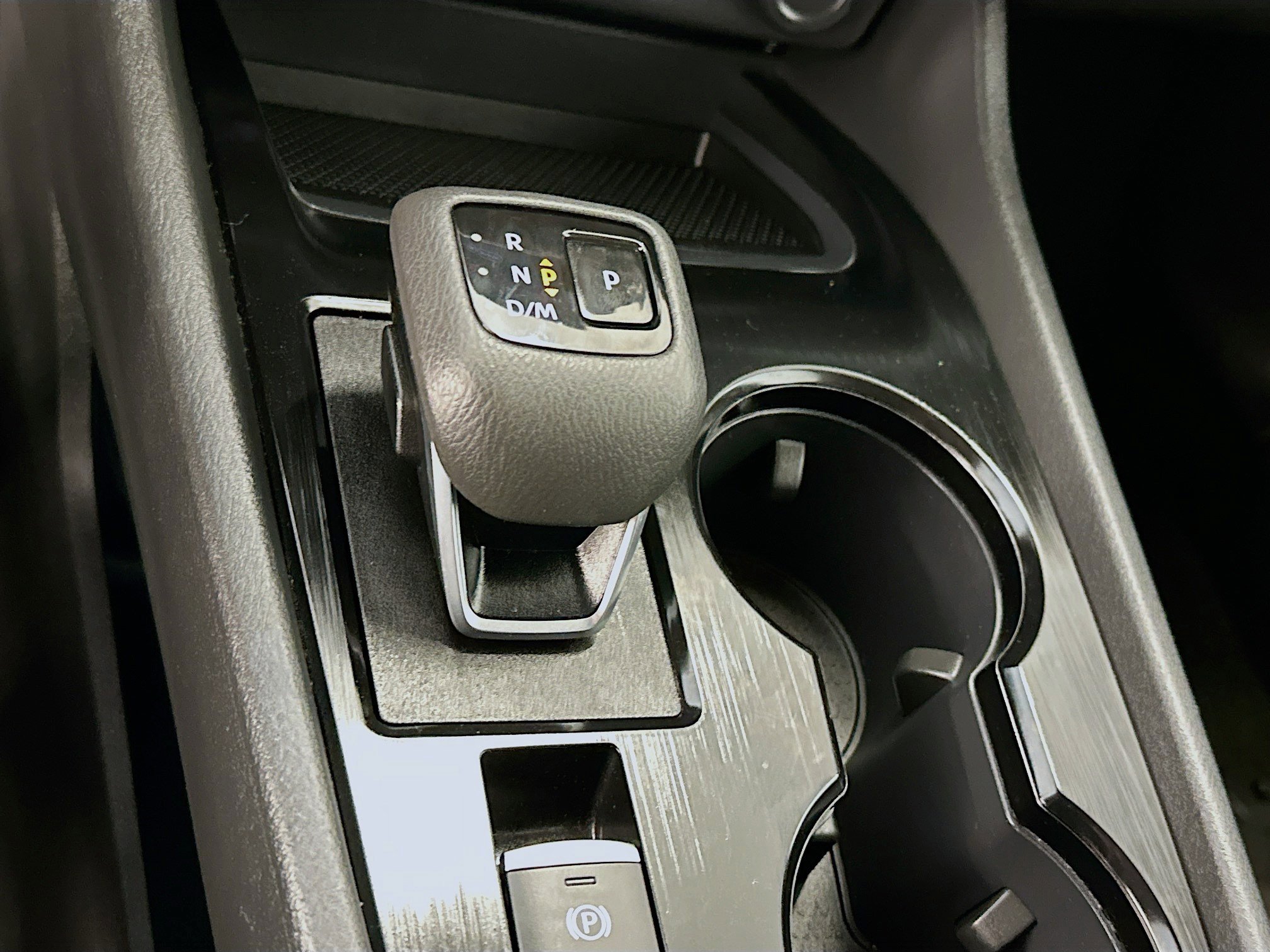 Used 2025 Nissan Rogue SV image 24