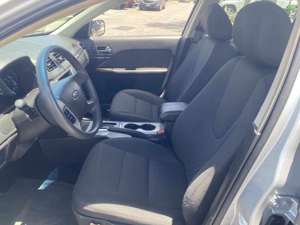 Used 2012 Ford Fusion SE FWD image 17