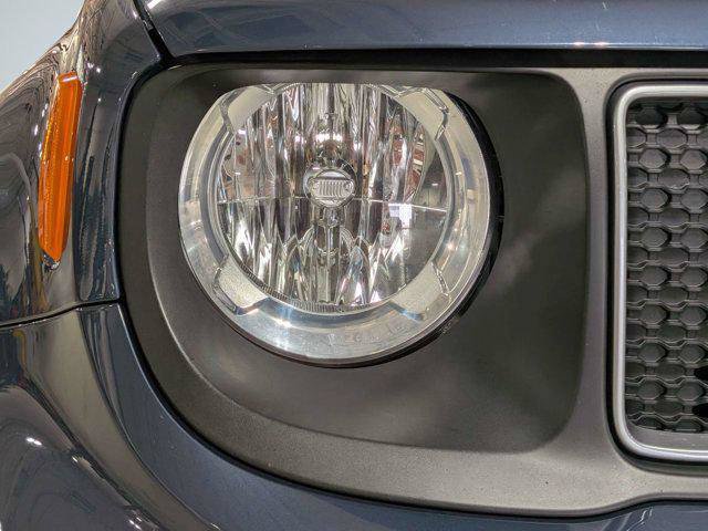 Certified 2023 Jeep Renegade Latitude AWD/4WD image 9
