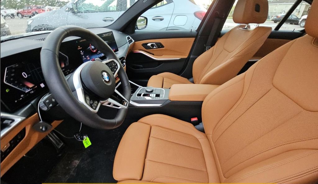 Used 2026 BMW 330i Sedan image 9