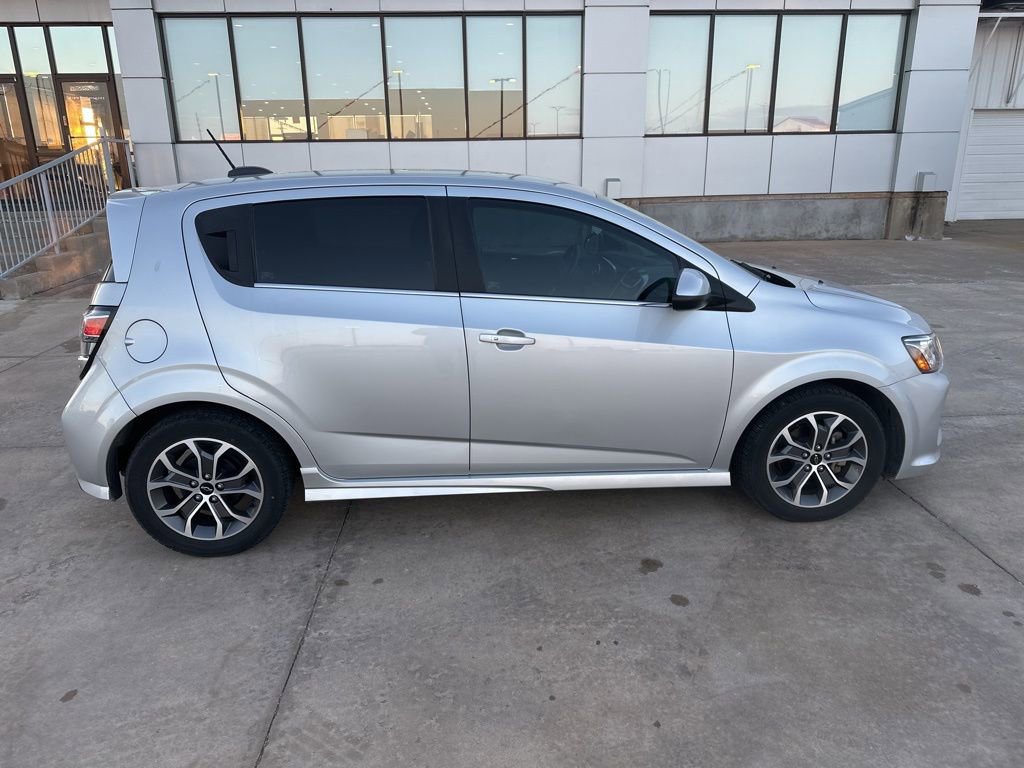 Used 2019 Chevrolet Sonic LT w/ Convenience Package image 30