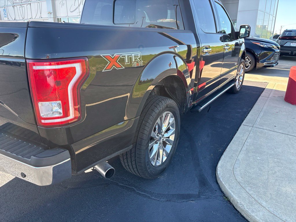 Used 2016 Ford F150 XLT w/ Equipment Group 302A Luxury AWD/4WD image 11