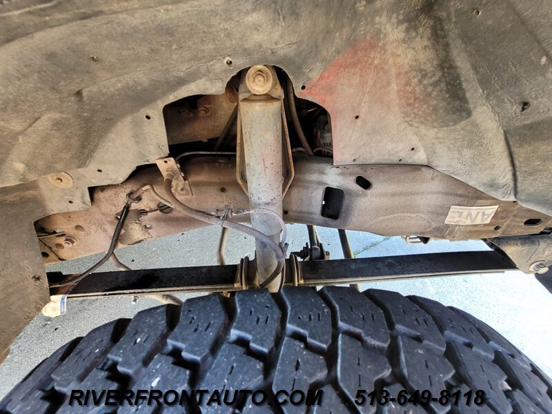 Used 2001 Ford F350 4x4 Regular Cab DRW Super Duty image 37