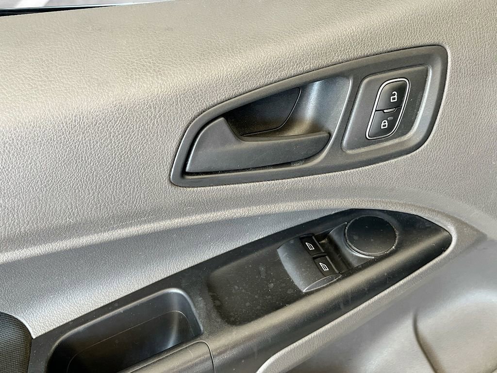 Used 2022 Ford Transit Connect XL image 18