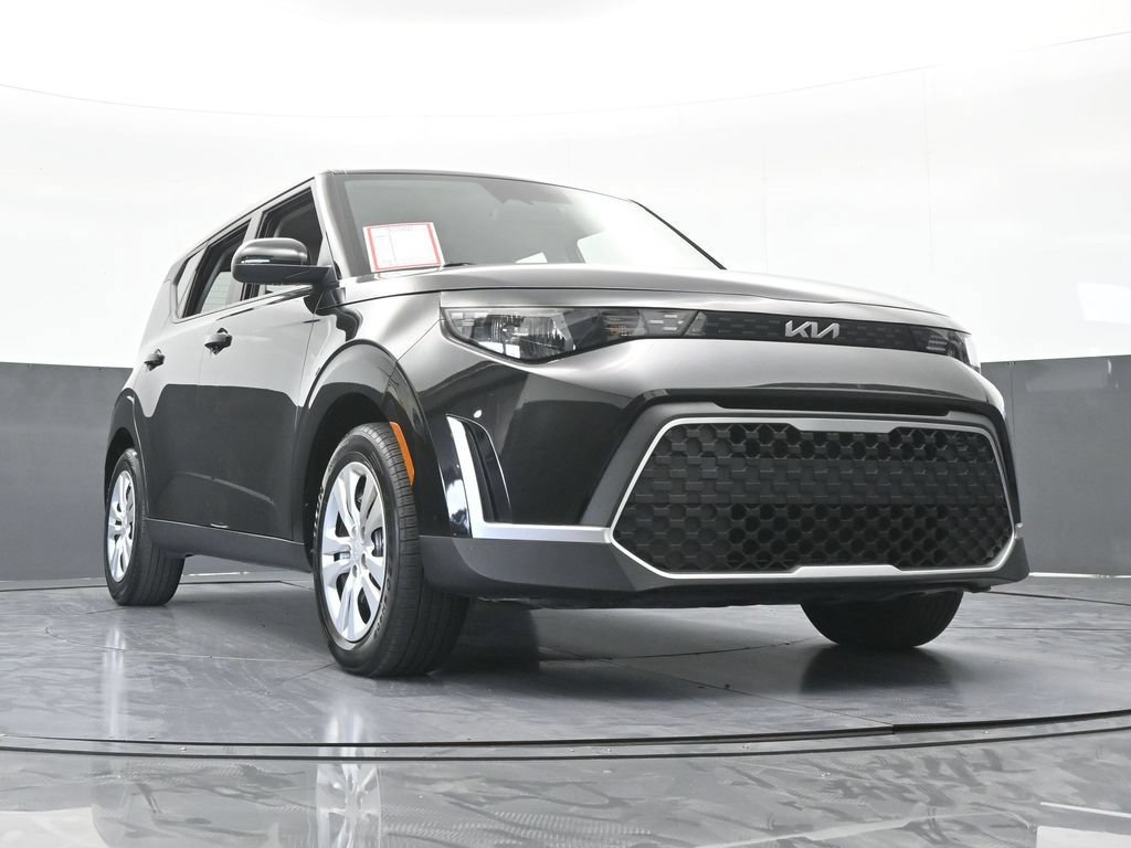 Used 2023 Kia Soul LX FWD image 51