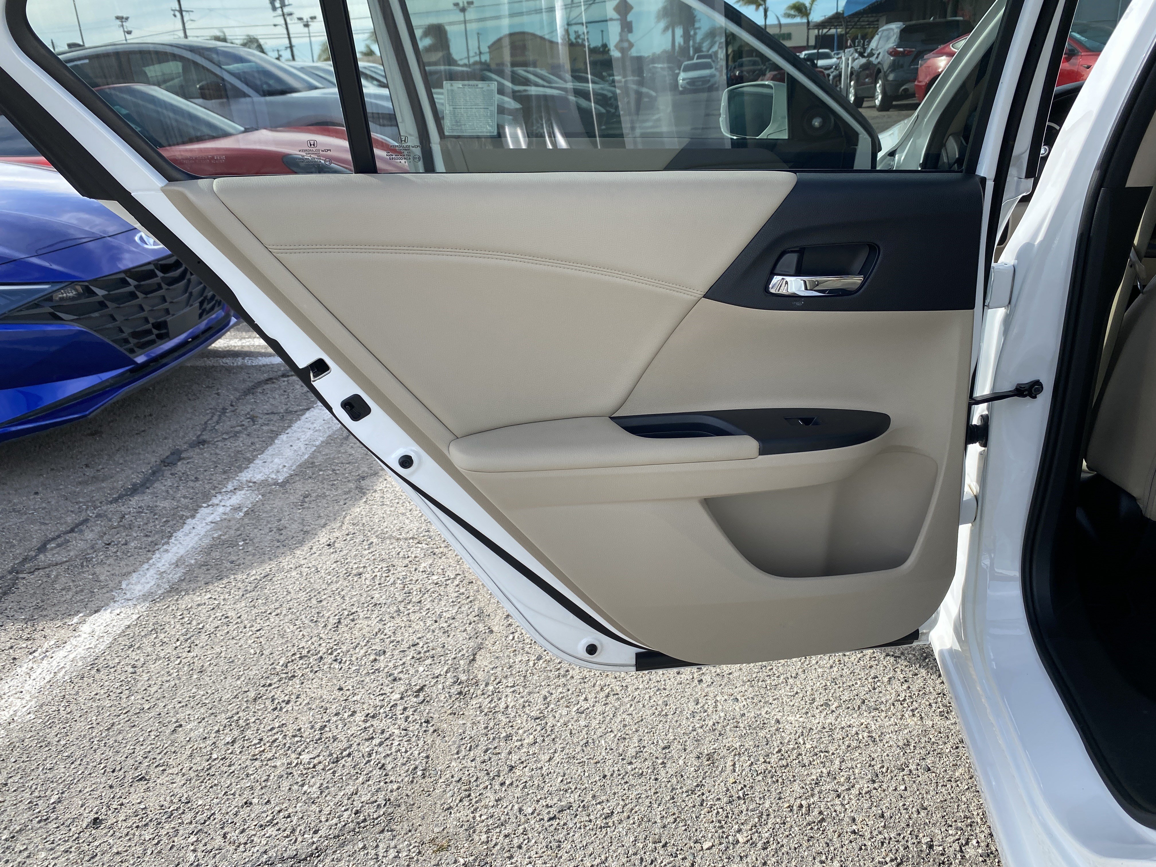 Used 2015 Honda Accord EX-L image 20