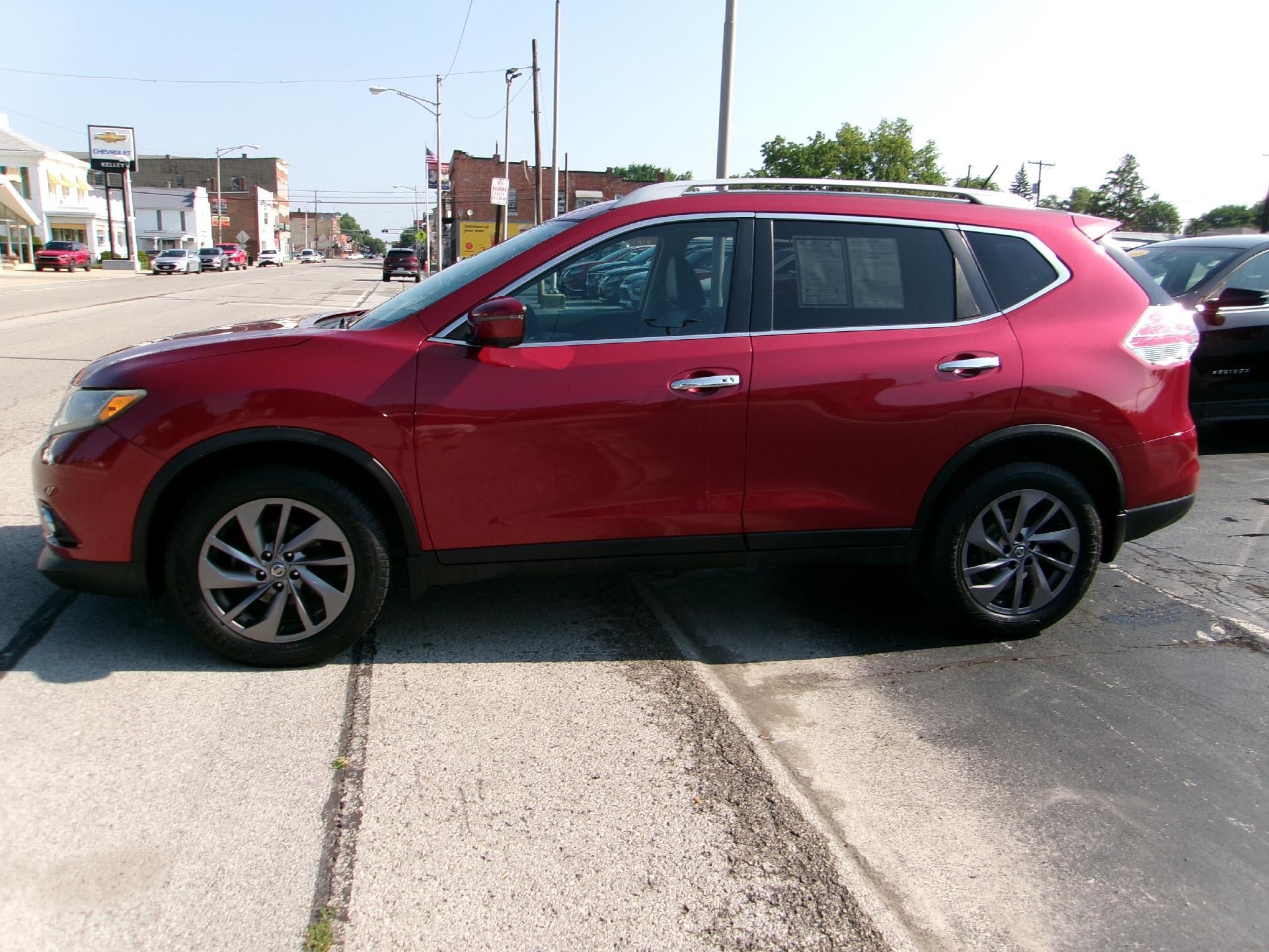 Used 2016 Nissan Rogue SL w/ SL Premium Package