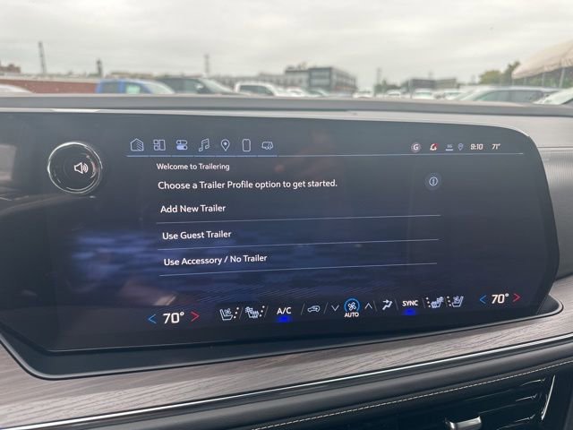 New 2025 Chevrolet Suburban Premier w/ Sun And Tow Package image 25