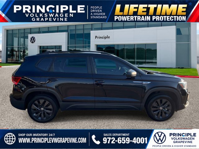 Used 2022 Volkswagen Taos S FWD image 4