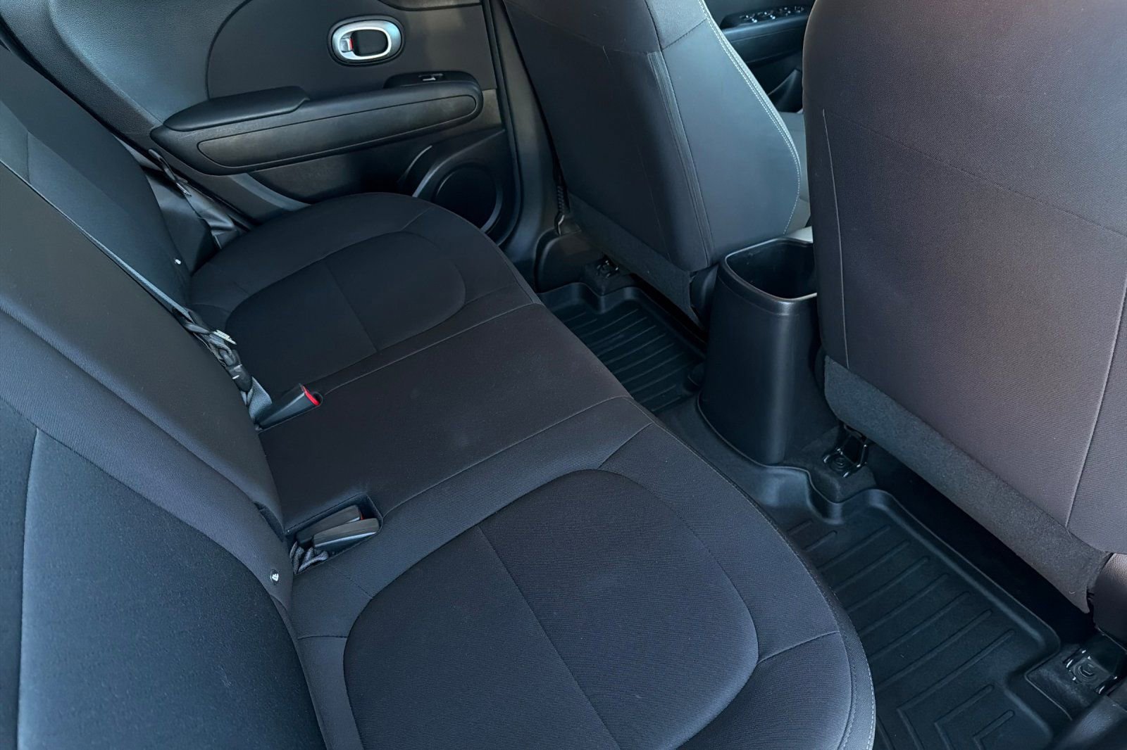 Used 2018 Kia Soul image 17