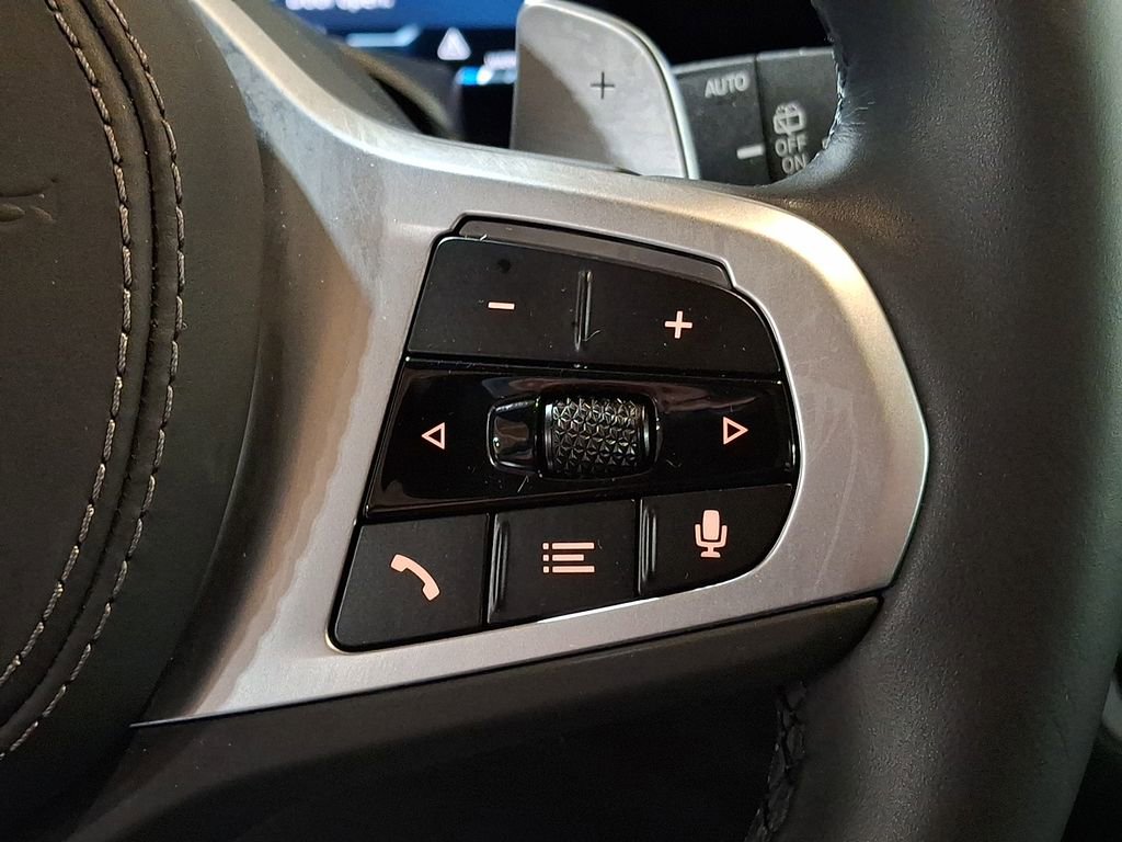 Certified 2025 BMW X5 xDrive40i w/ M Sport Package image 18