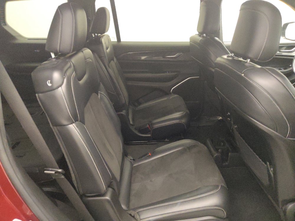 Used 2022 Jeep Grand Cherokee L Laredo RWD image 19