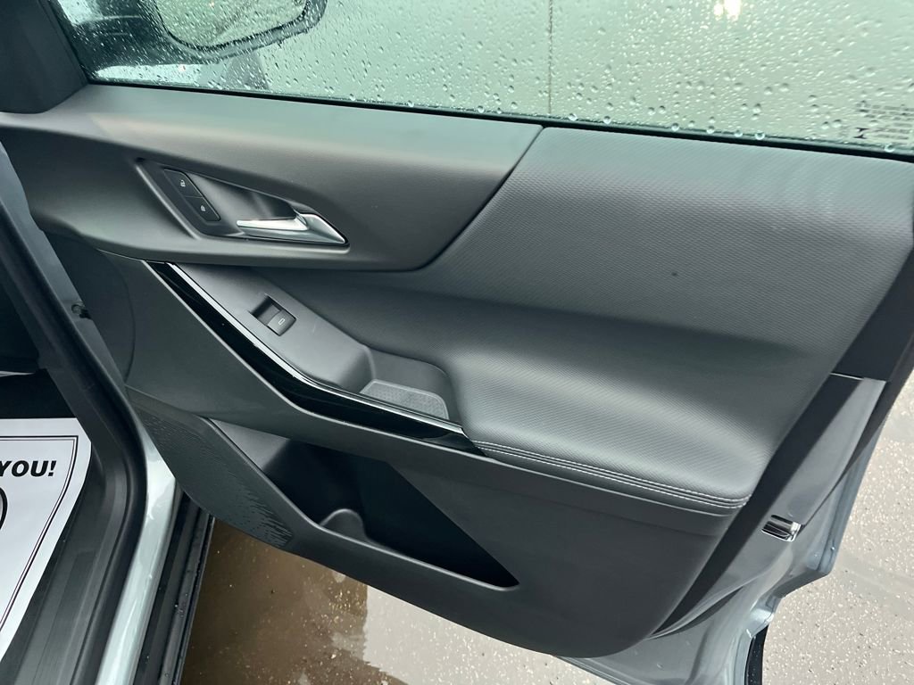 New 2026 Chevrolet Equinox LT image 27