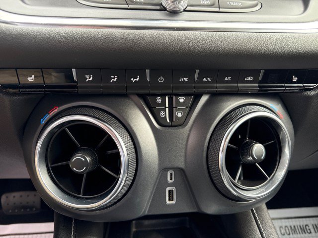 Used 2023 Chevrolet Blazer LT w/ Convenience Package FWD image 22