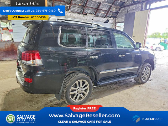 Used 2014 Lexus LX 570 4WD w/ Luxury Package image 4