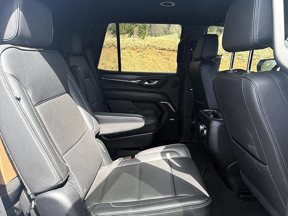 Used 2023 GMC Yukon Denali AWD/4WD image 20