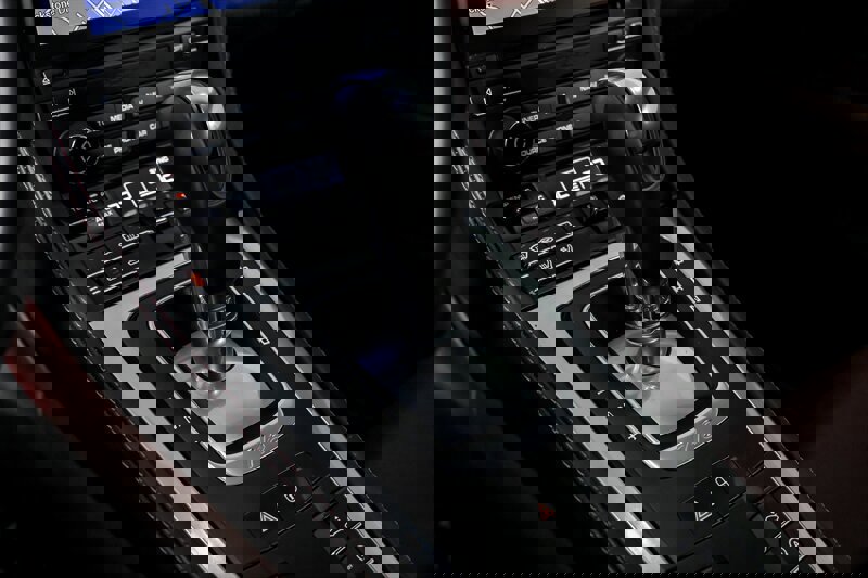 Used 2018 Porsche 718 Cayman S image 32