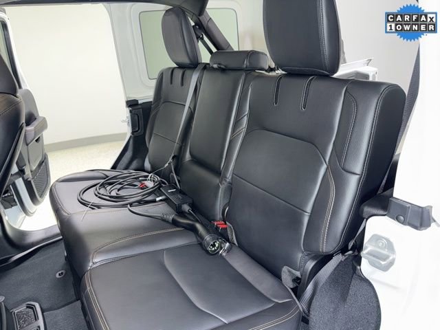 Used 2024 Jeep Wrangler Unlimited Sahara w/ Technology Group image 27