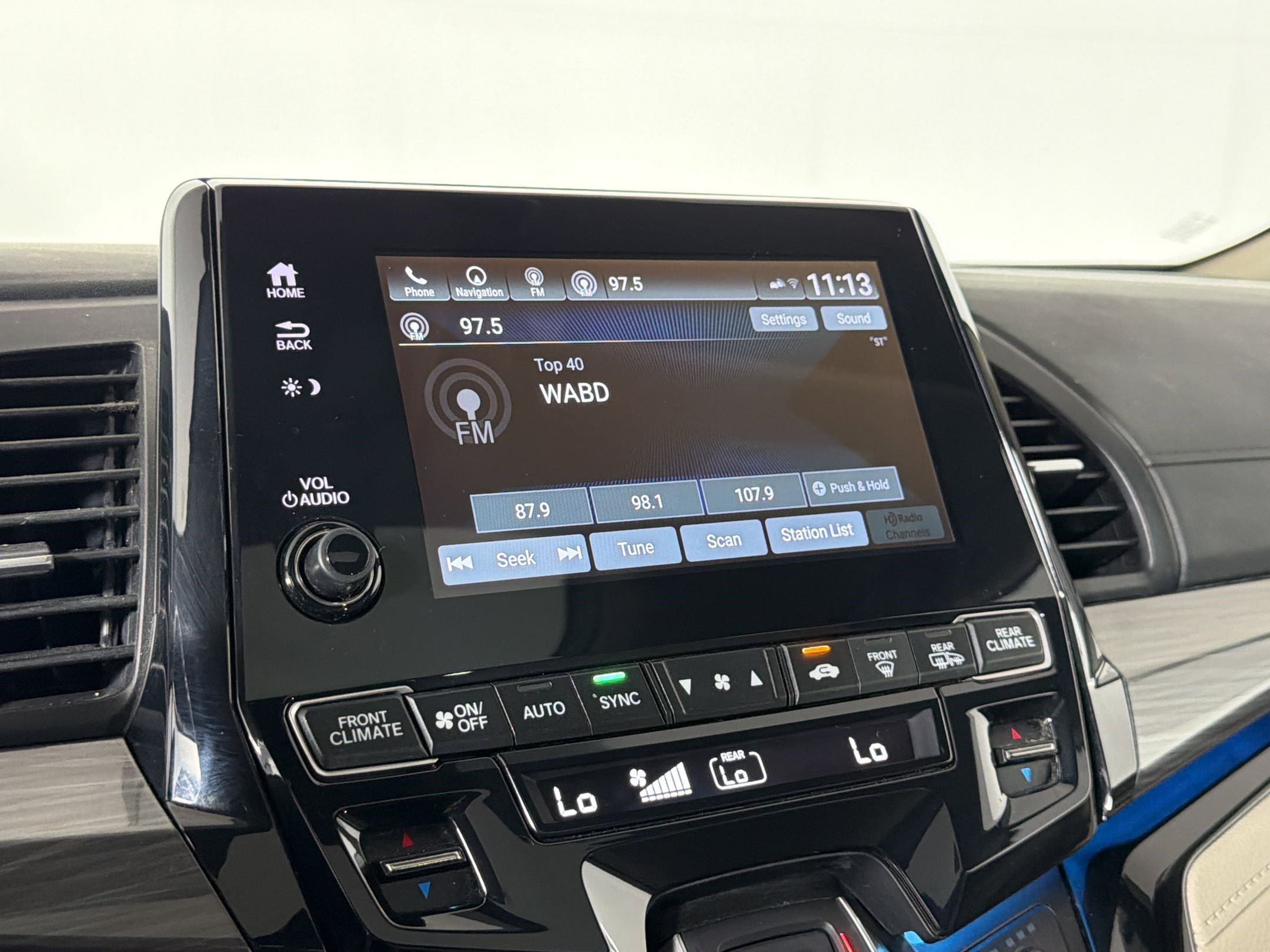 Used 2023 Honda Odyssey Elite image 22