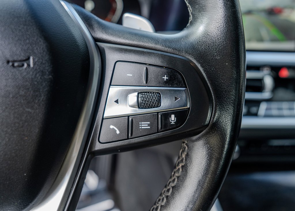 Used 2020 BMW 330i Sedan image 17