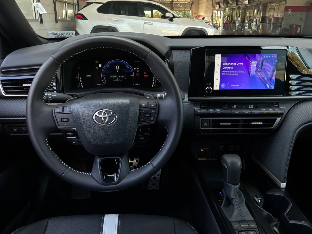Used 2026 Toyota Camry SE FWD image 14
