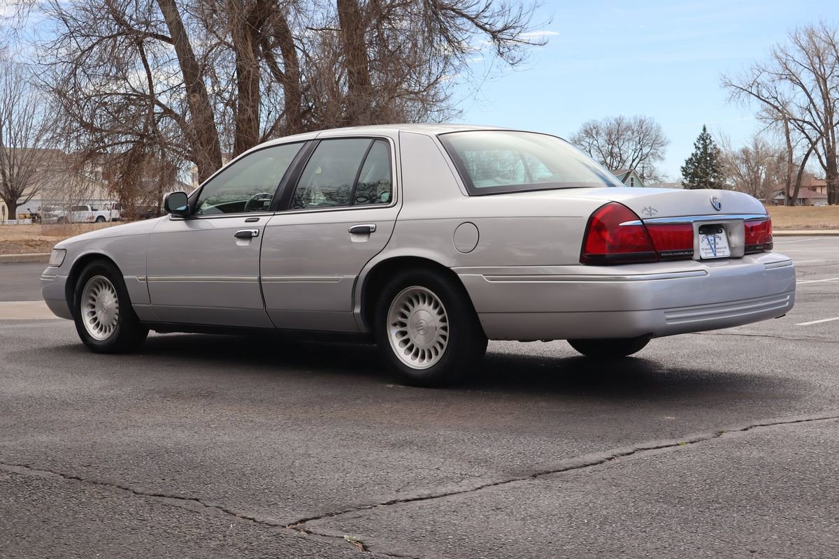 Used 2002 Mercury Grand Marquis LS image 7