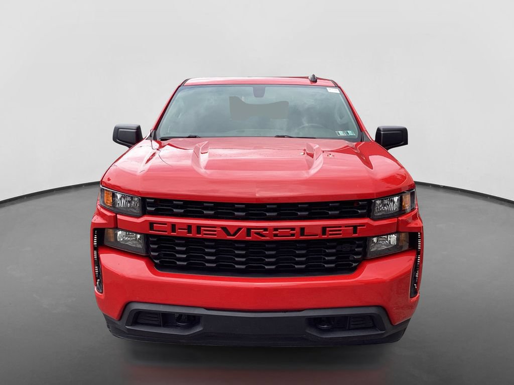 Used 2019 Chevrolet Silverado 1500 Custom w/ Custom Value Package AWD/4WD image 2