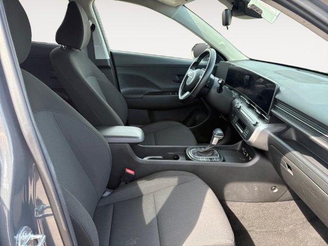 Used 2025 Hyundai Kona SEL AWD/4WD image 14