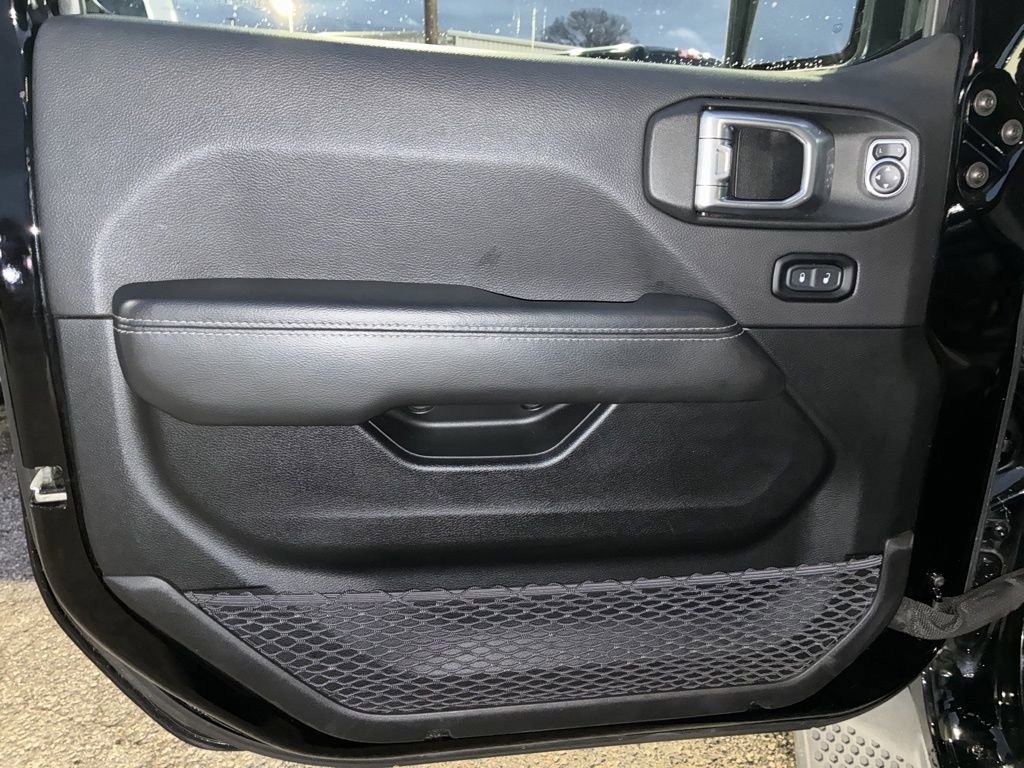 Used 2021 Jeep Wrangler Unlimited Sahara image 11