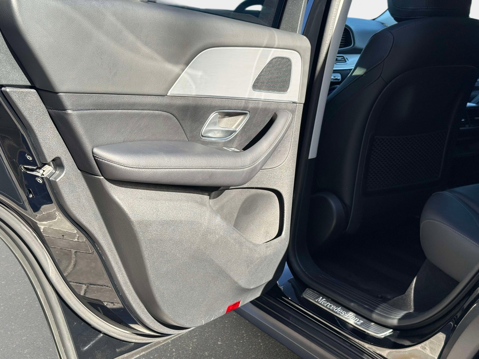 Used 2024 Mercedes-Benz GLE 350 4MATIC image 27