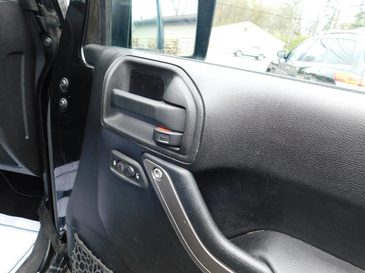 Used 2013 Jeep Wrangler Unlimited Sport image 28