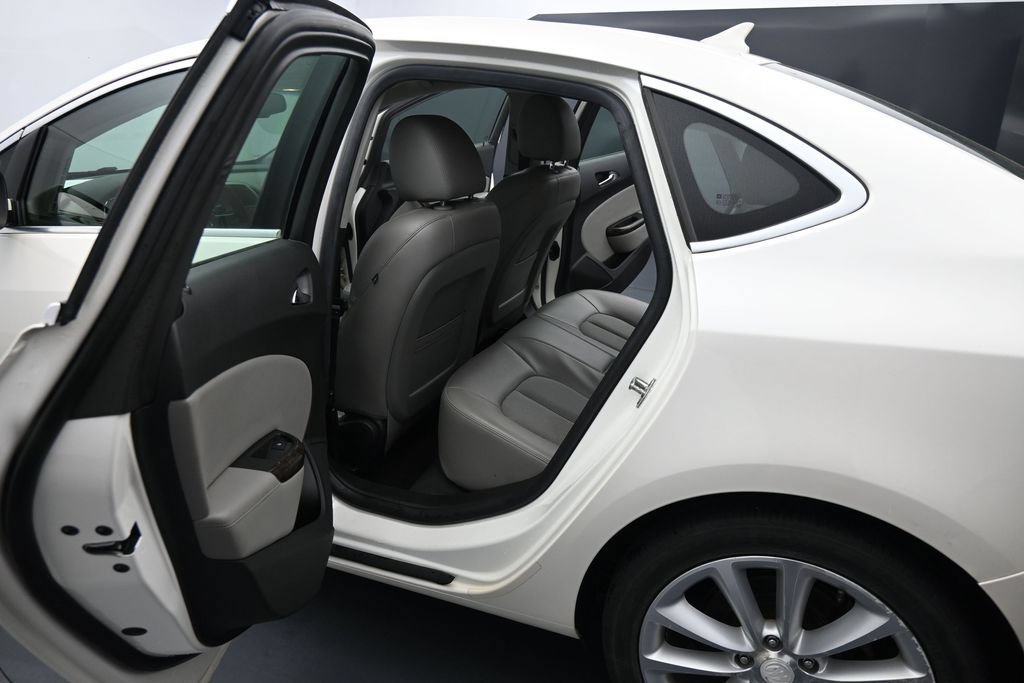 Used 2012 Buick Verano Convenience FWD image 15