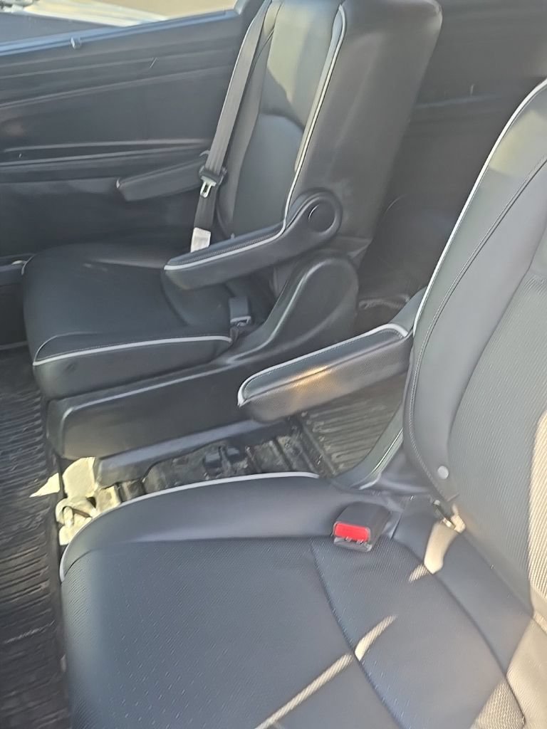 Used 2025 Honda Odyssey Elite image 10