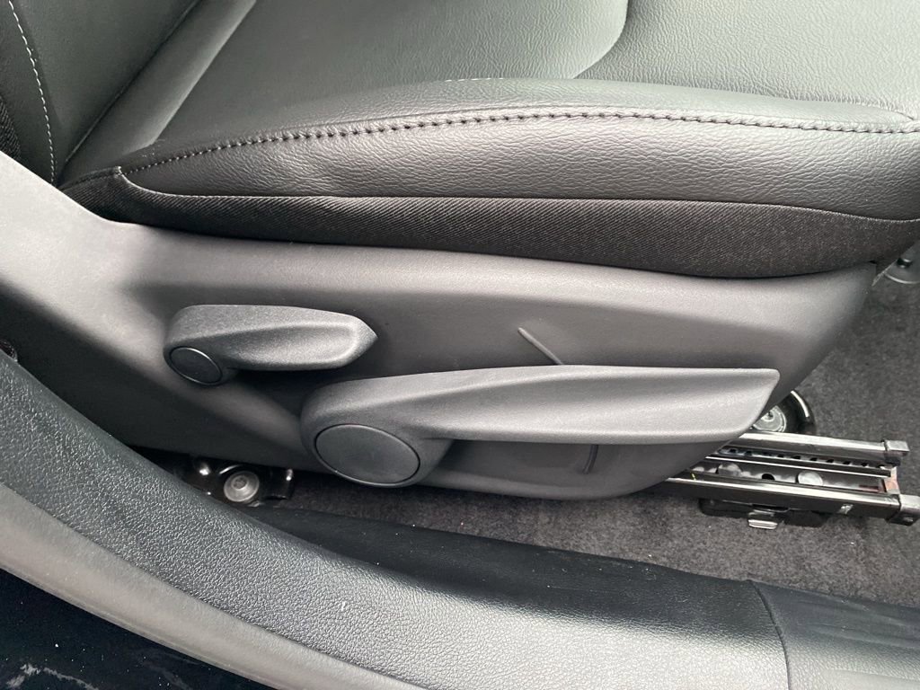 New 2026 Jeep Compass Limited image 12