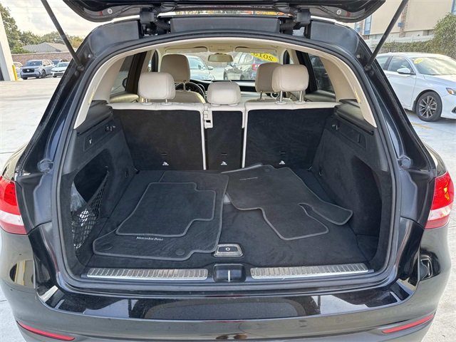Used 2018 Mercedes-Benz GLC 300 image 8