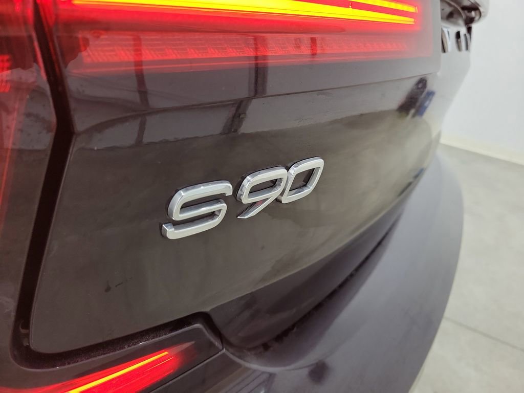 Certified 2023 Volvo S90 B6 Ultimate image 9