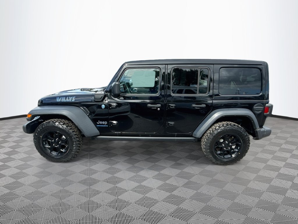 Certified 2023 Jeep Wrangler Unlimited w/ Sun & Screen Package AWD/4WD image 9