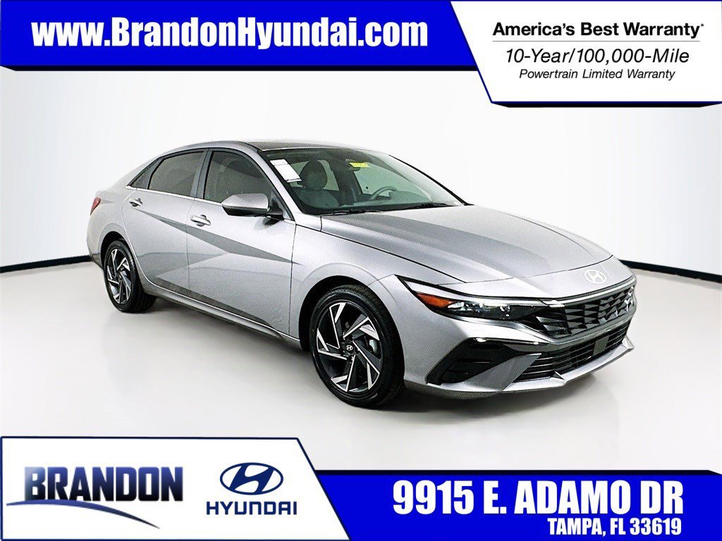 New 2025 Hyundai Elantra SEL