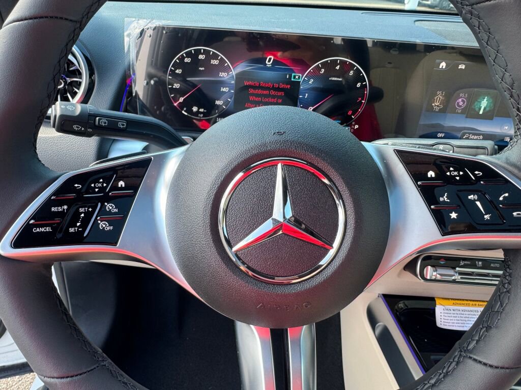 New 2026 Mercedes-Benz GLB 250 GLB 250 image 12