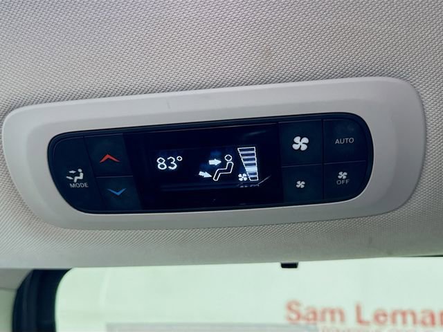 Used 2022 Chrysler Pacifica Touring-L image 24