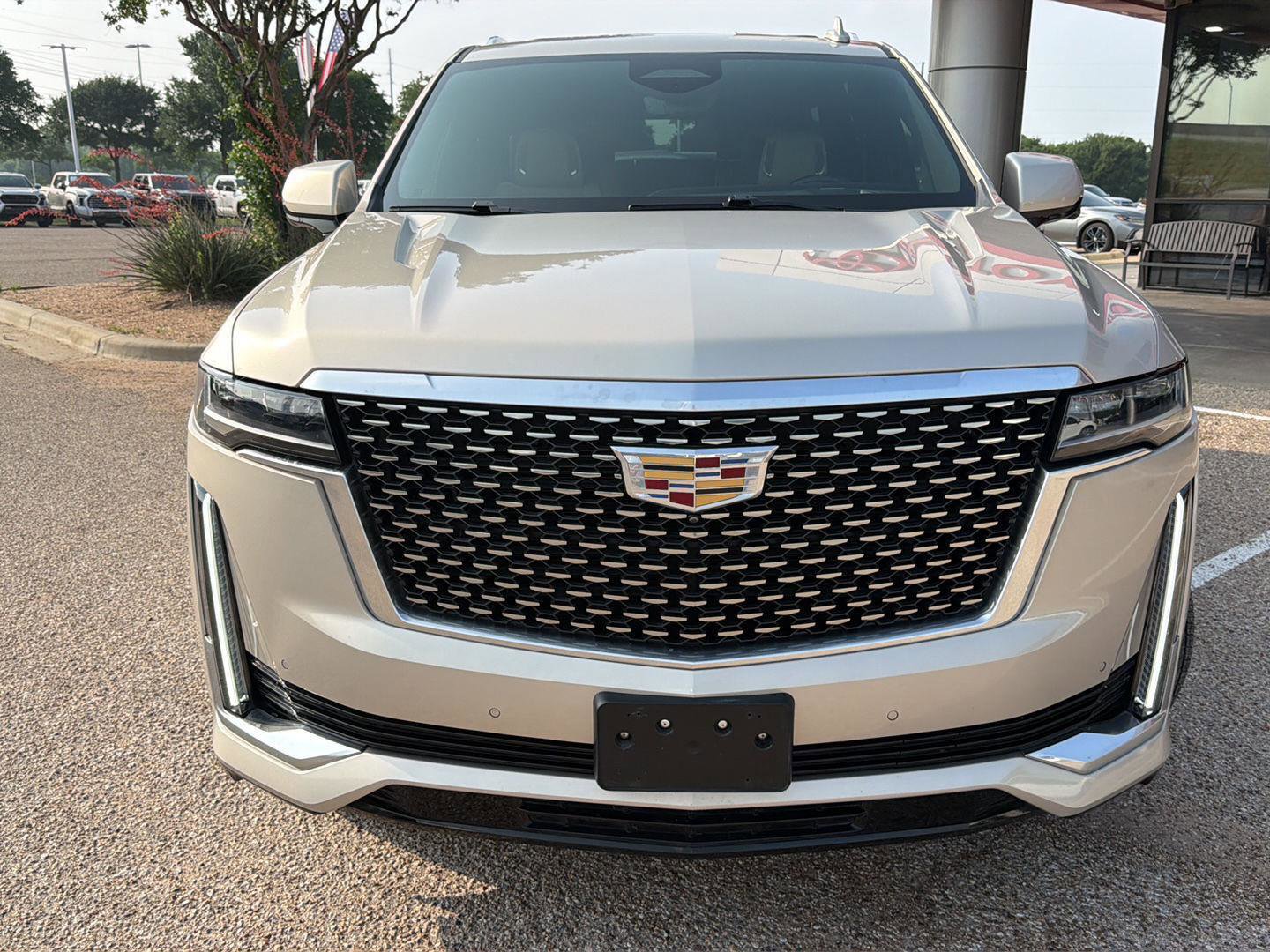Used 2021 Cadillac Escalade Premium Luxury w/ Performance Package RWD image 8