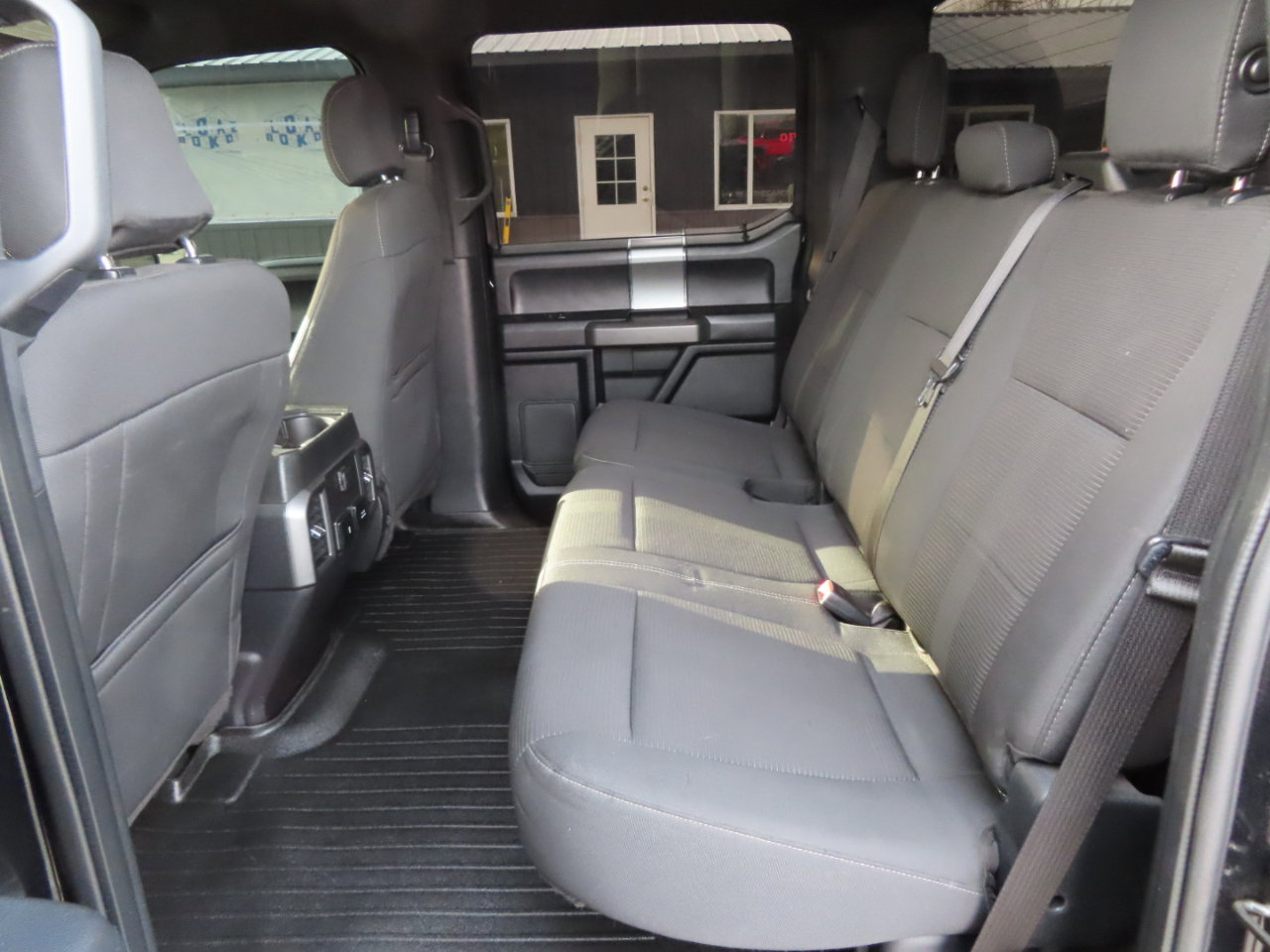 Used 2017 Ford F150 XLT w/ Equipment Group 301A Mid image 39