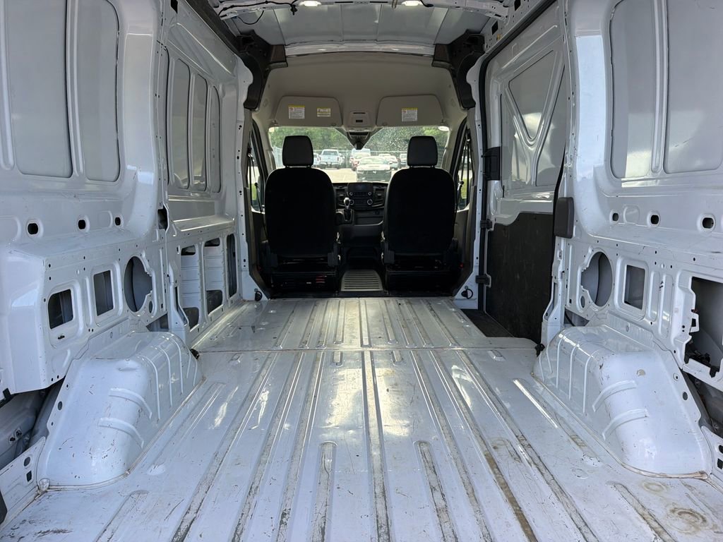 Certified 2023 Ford Transit 250 Medium Roof image 31