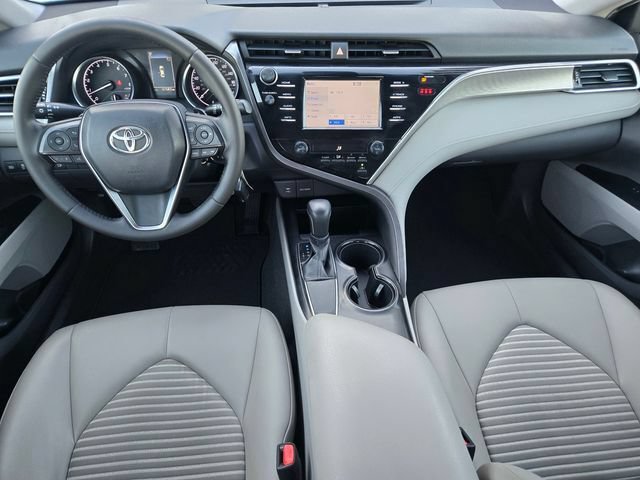 Certified 2018 Toyota Camry SE FWD image 11