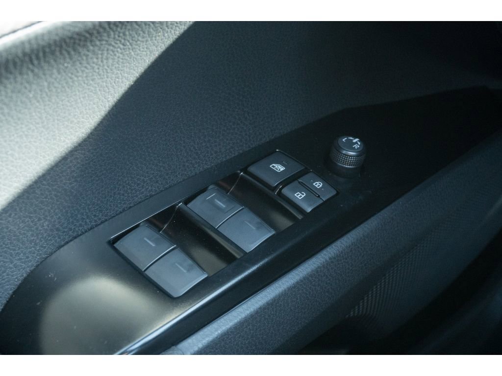 Used 2026 Toyota Camry SE w/ Convenience Package FWD image 27