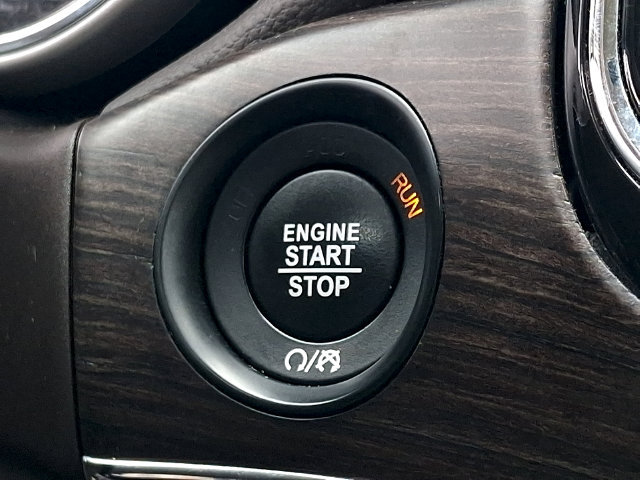 Used 2021 Jeep Grand Cherokee Summit AWD/4WD image 24